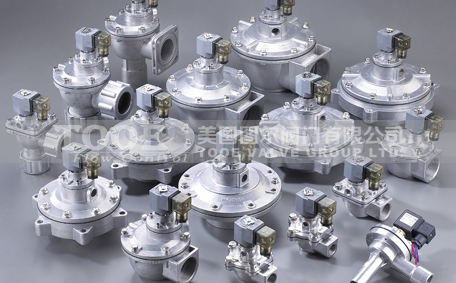 �M���}�_늴��y